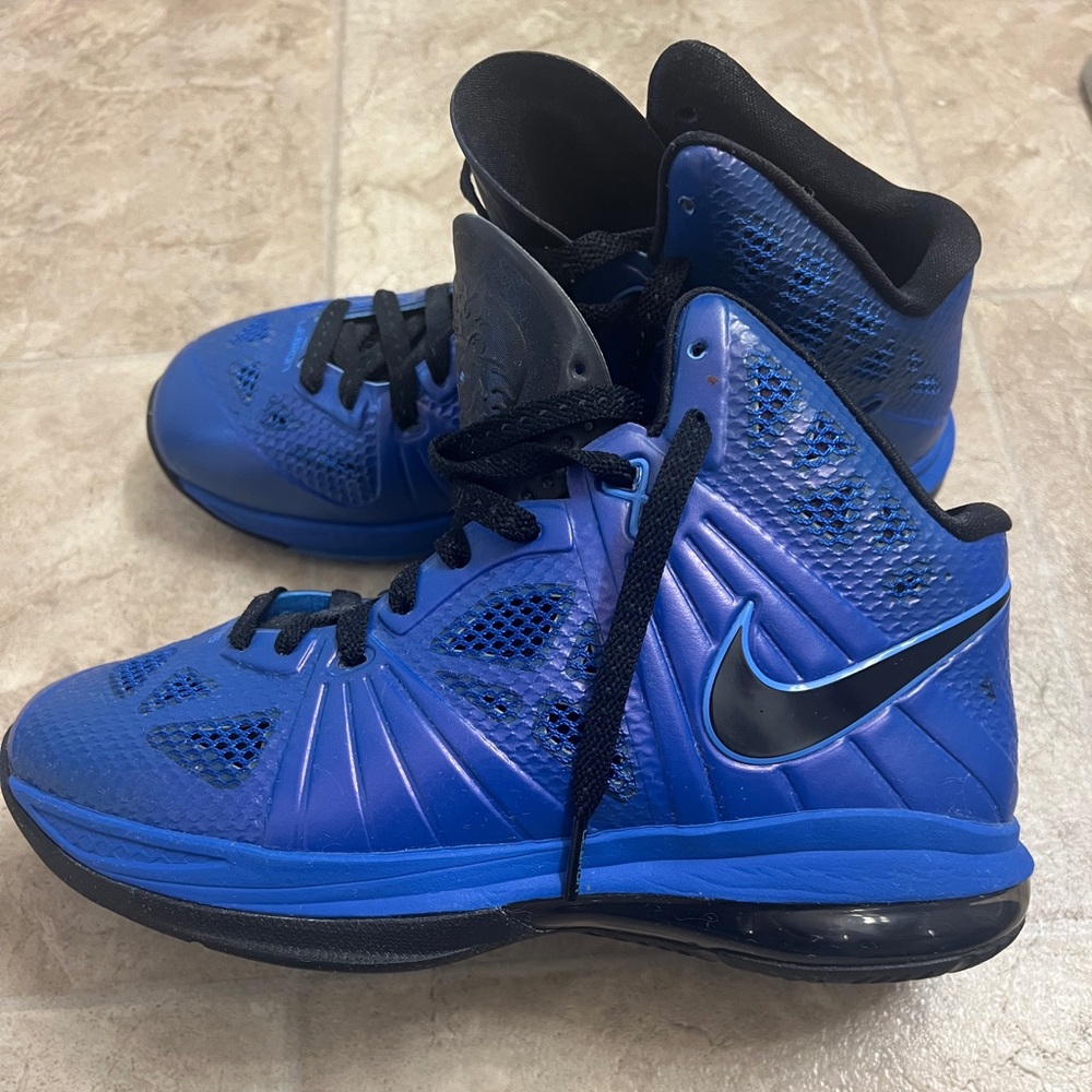Nike LeBron Royal Blue Sneakers